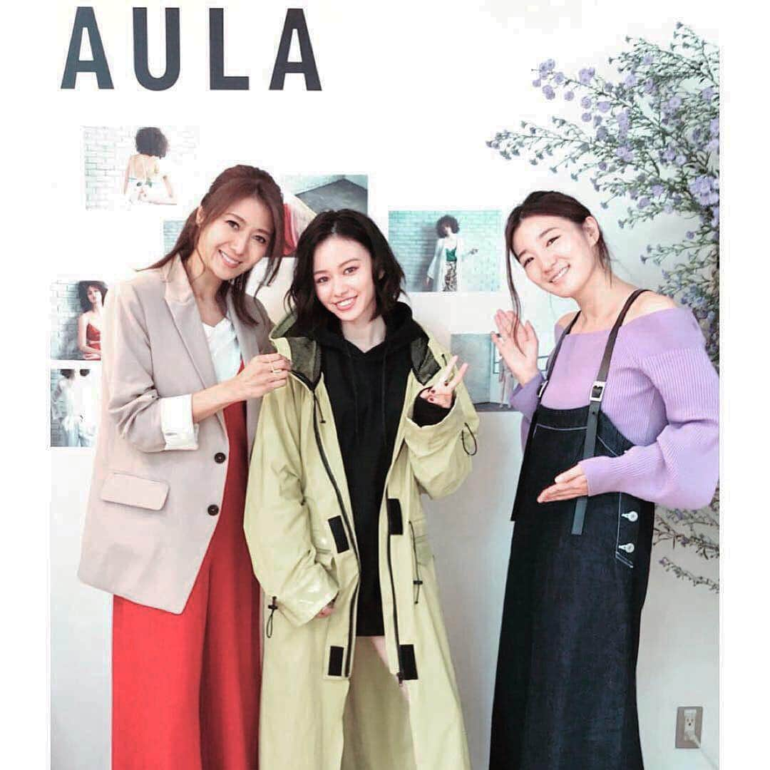 川島幸美さんのインスタグラム写真 - (川島幸美Instagram)「AULA 2019ss Exhibition  お越しいただいた方々、メッセージいただいた方々、本当にありがとうございました😊 沢山の笑顔に出会えて感謝❤️ . #AULA #アウラ #あうら #AULA2019ss #展示会 #春夏」10月27日 13時15分 - yukimikawashima