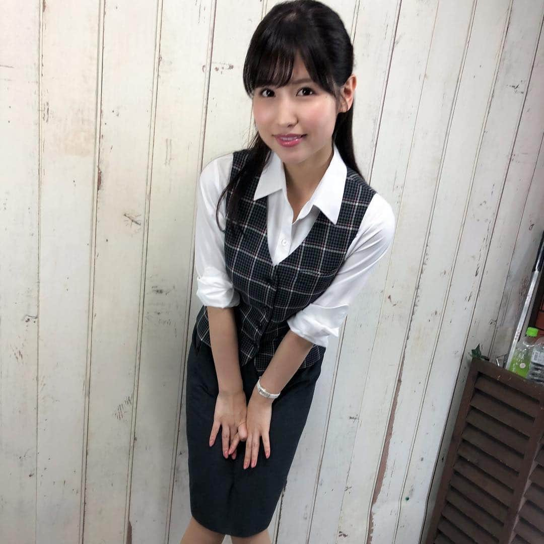 アイデアポケットさんのインスタグラム写真 - (アイデアポケットInstagram)「新任のもも先生😍🏫 #桜空もも #アイポケ #先生 #女教師 #olではない #イベント #sakuramomo」10月27日 13時50分 - ideapocket_official