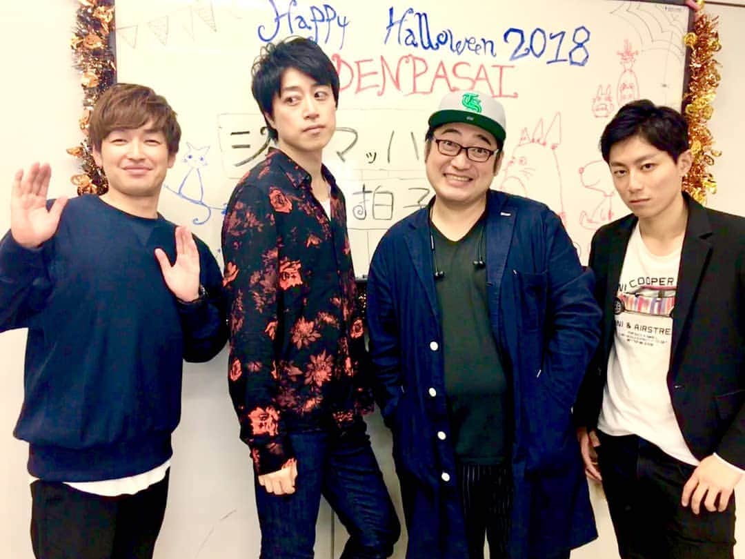 中村竜太郎 のインスタグラム：「東放学園専門学校「電波祭」ありがとうございました！ 久保さんのドラム担当感！ #三拍子 #シューマッハ」