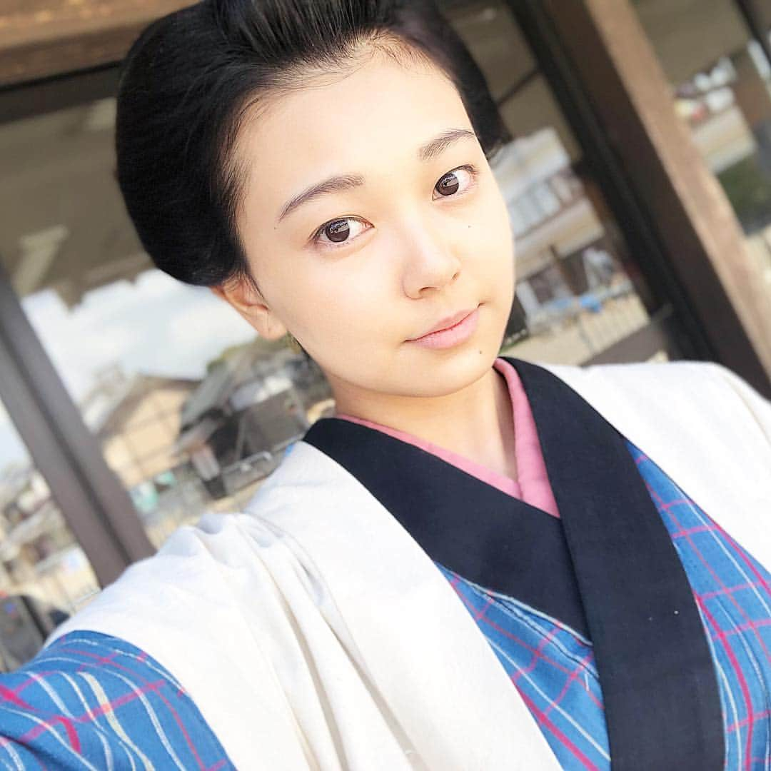 野田美桜さんのインスタグラム写真 - (野田美桜Instagram)「今日！10月27日！18:05〜！ NHK総合・土曜時代ドラマ 「ぬけまいる〜女三人伊勢参り〜」 出演します🌸 #初時代ドラマ #初カツラ で 奮闘する姿を 是非ご覧ください💗笑 #ぬけまいる #おしゃま連 #みお #前回の投稿との差 #すごすぎる」10月27日 16時39分 - mio_noda