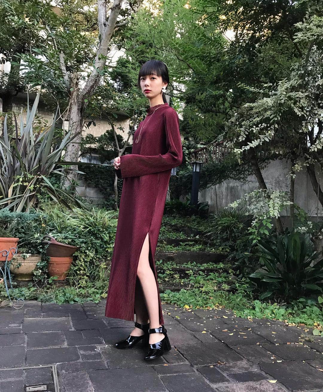 のインスタグラム：「久しぶりの投稿🙋🏻‍♀️ 明日！フリマ参加します☺️❤️❤️詳細コチラ↓↓↓ 1日いるのでみんな遊びに来て〜！色々お洋服出します✌️✌️ __________  flea market 10.28 SUN 13:00-18:00 @ OZgallery studio 202 OZgallery(2F) 渋谷区桜丘町9-17 TOC第3ビル 202 【参加希望の方へ】 ・ご入場は女性 or 女性同伴の男性とさせていただきます。 ・整理券を配布する場合がございます。 ・入場料500円 (なるべくお釣りのないようお願いします) ・お支払いは現金のみになります。 ・お買い物袋はご持参ください。 #fleamarket #フリマ」