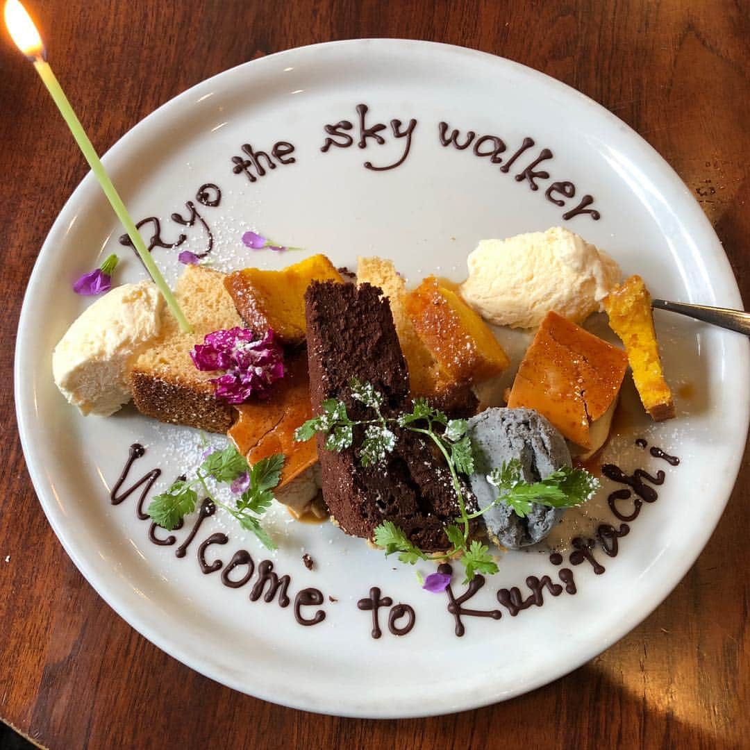 RYO the SKYWALKERのインスタグラム：「立川駅前 マザーズ オリエンタル at シネマ・ワンさんにて、こんな嬉しいヤツ頂きました！あざーす！(^^)」