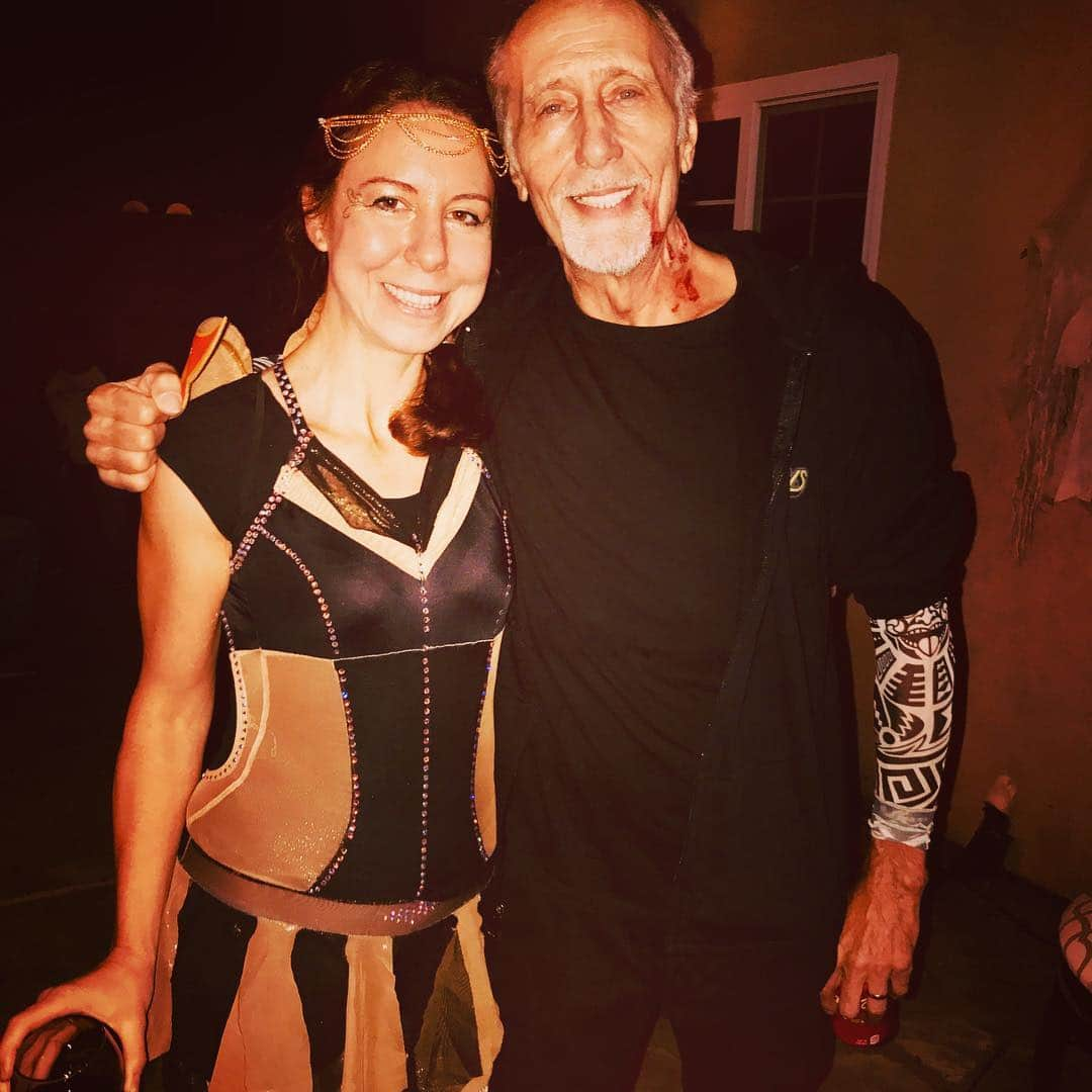 デイビット・マークスさんのインスタグラム写真 - (デイビット・マークスInstagram)「Thanks to Chris Montez for another fun Halloween party! It was especially great to jam with Mike Kowalski again. When we were on the road together with The Beach Boys in the 90’s, I told him my favorite drum parts were on a Shuggie Otis album and then proceeded to gush. He told me it was him. I thought he was bull-shitting me and he thought I was messing with him. We were both serious.  #happyhalloween🎃 #chrismontez #davidmarks #mikekowalski #thebeachboys #halloweenjam」10月29日 1時36分 - davidleemarks