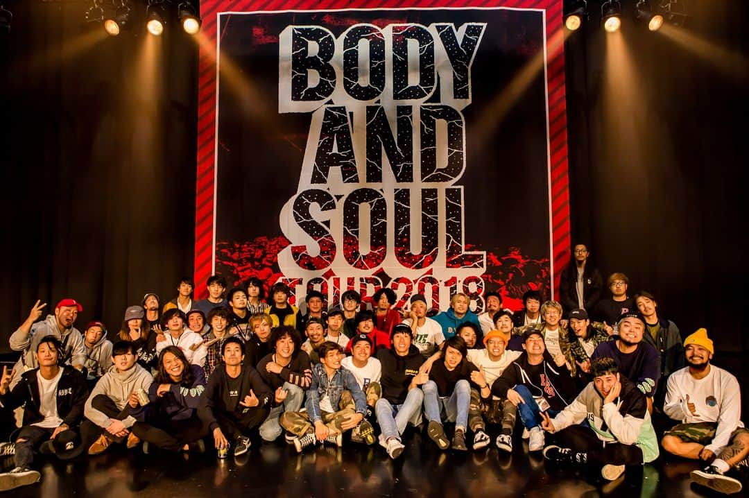 SHADOWSさんのインスタグラム写真 - (SHADOWSInstagram)「‪JMS presents BODY and SOUL TOUR 2018 ファイナル@ 新木場studio coastありがとうございました！‬ ‪最高のメンツと駆け抜けた最高のツアーでした！！‬ ‪次のライブは日付変わって明日10/30 RADIOTS 無線暴乱BITES TOURファイナル @ 下北沢シェルター！‬ ‪📸by @TAKA_tallman ‬ ‪#BaSTOUR #ShadowsJapan‬」10月29日 1時33分 - shadows_japan