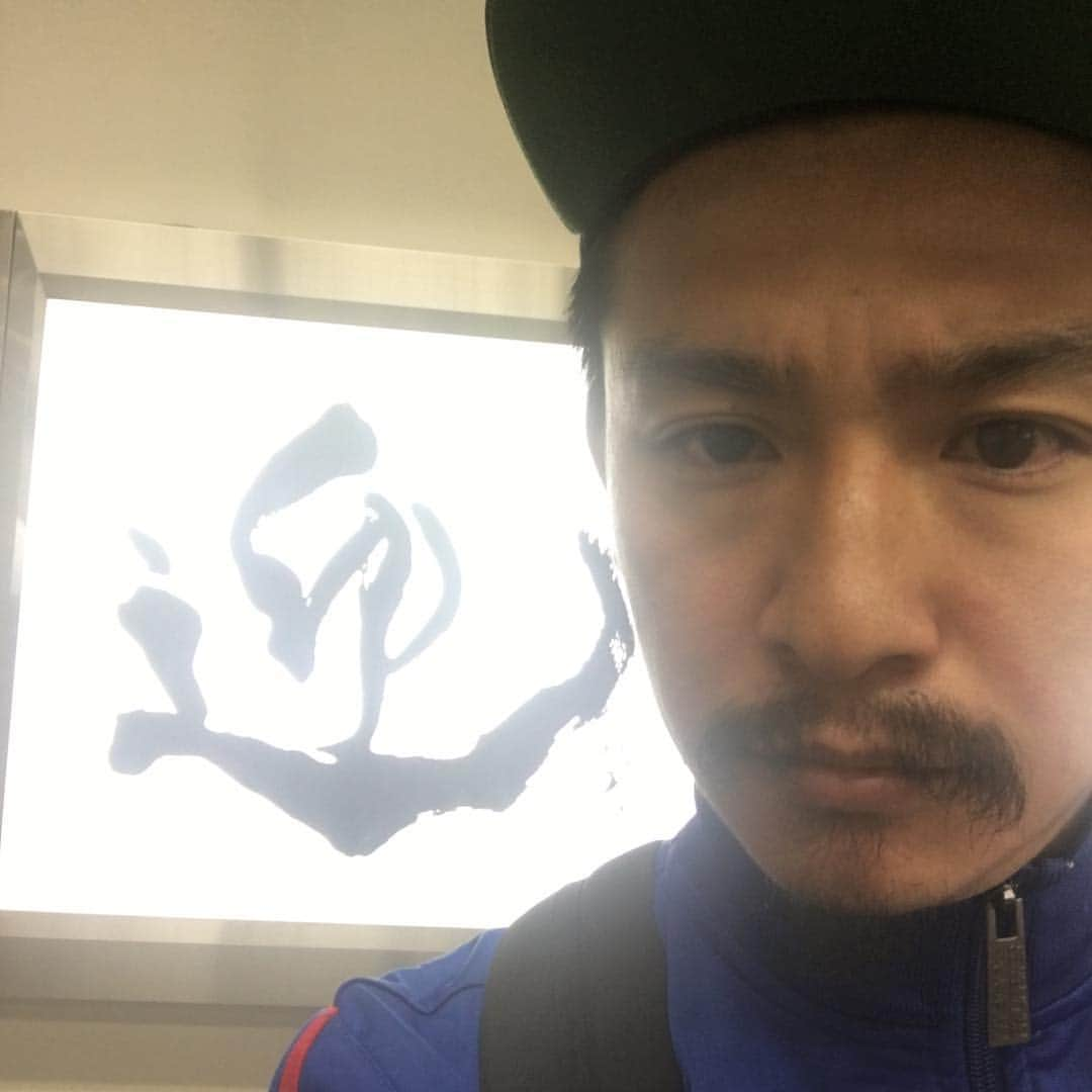 おもしろ佐藤のインスタグラム：「I shaved!!!!!」