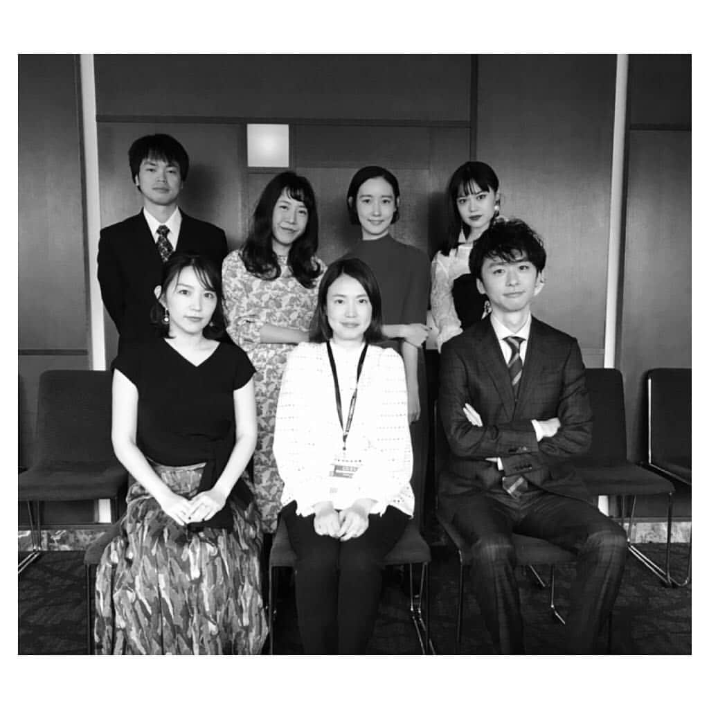 橋本淳のインスタグラム：「. 映画「月極オトコトモダチ」 《第31回東京国際映画祭》 ワールドプレミア上映 舞台挨拶に登壇してきました。 朝からの上映に関わらず 沢山のお運び、本当にありがとうございます。  TIFFでは30日にもう一度上映されます。 その後は、MOOSICLABにて11月、12月に k'sシネマとアップリンク渋谷にて上映。  これからこの映画が、 拡がっていくことを祈っております。 ご都合あえば、、、 いえ、"必ず"、観てください🙄  #月極オトコトモダチ #東京国際映画祭 #tiffjp  #moosiclab  #徳永えり さん #芦那すみれ さん #野崎智子 さん #山田佳奈 さん #師岡弘明 さん #穐山茉由 監督 #橋本淳」