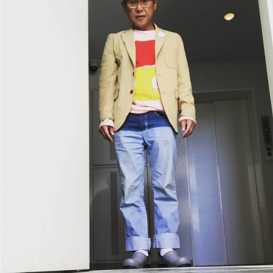 のインスタグラム：「#今日のmypanda #パンツ #グラデ #抽象表現主義時代の色 #ootd  #outoftheday」