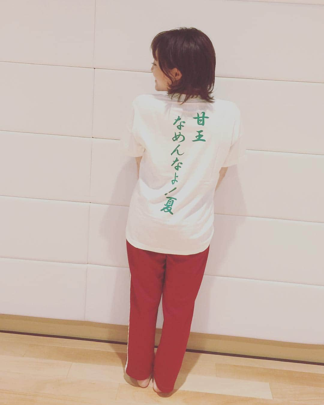 八重樫琴美さんのインスタグラム写真 - (八重樫琴美Instagram)「#チャビネスエンターテイメントショー で毎回お世話になってる緒方さんにもらった「甘王 なめんなよ！夏」Ｔシャツ愛用してます。  #緒方雅史 さん#甘王 さん #角座#新宿角座#松竹芸能 #tシャツ#tシャツコーデ#tshirt #ヤバイtシャツ屋さん #Chubbiness#チャビネス#avex#avexmanagement」10月29日 7時01分 - kotomiyaegashi