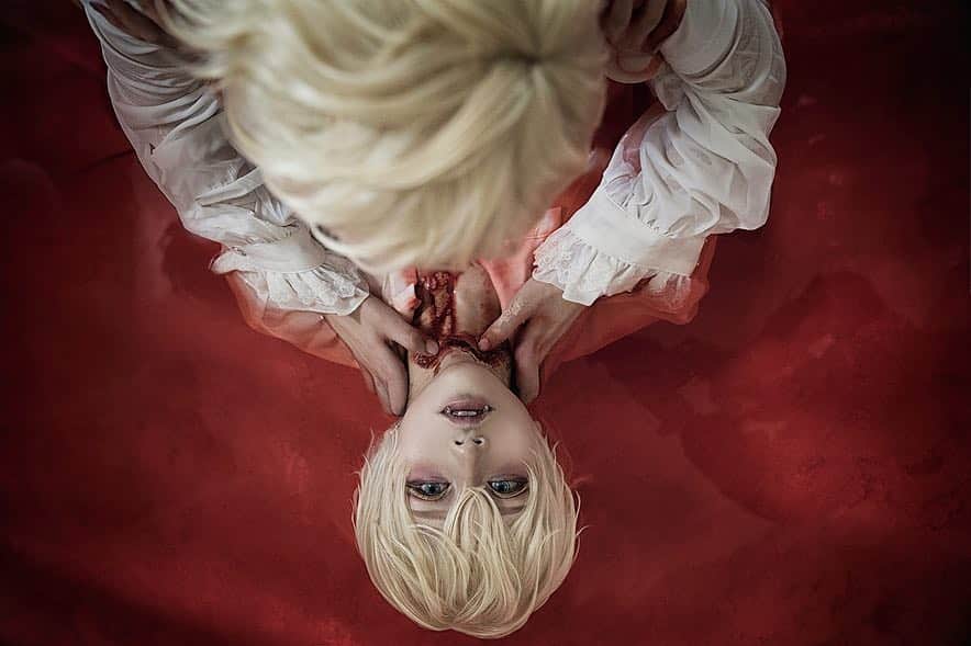 赤羽律のインスタグラム：「• Aristocratic • ~オリジナル創作~ . 「大好きな弟よ、、」 . . → @reoyusa . P＊ kyanchan . #ハロウィンコスプレ #オリジナル創作 #コスプレ #コスプレイヤー #バンパイヤ #Halloween #halloweencostume #halloweenmakeup #original #cosplay #cosplayer #vampire #blood #少年 #金髪少年 #BL #gay #男装女子 #crossplay #red #blonde #中世期 #貴族 #noble #クマ #吸血鬼 #血糊 #グロ #woundmakeup」