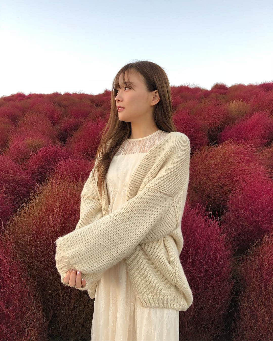 重盛さと美さんのインスタグラム写真 - (重盛さと美Instagram)「アキ、好き🍁🍂✨✨✨ #iPhoneカメラ#加工なし」10月29日 20時04分 - satomi_shigemori