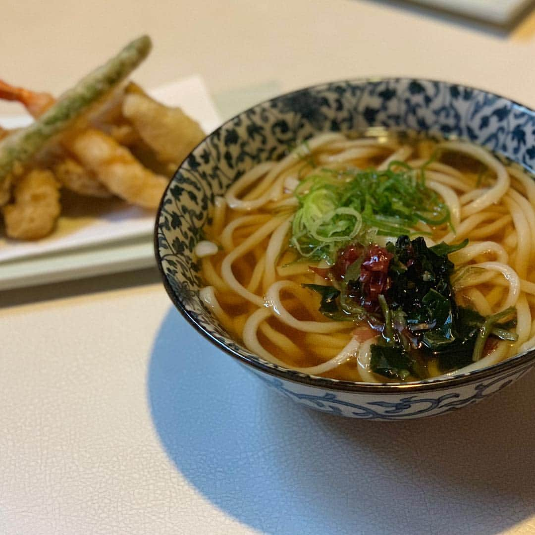 ちっちり京橋店さんのインスタグラム写真 - (ちっちり京橋店Instagram)「今日の賄いは、天ぷら定食的な #ちっちり #京橋」10月29日 17時38分 - tittirikyoubashi