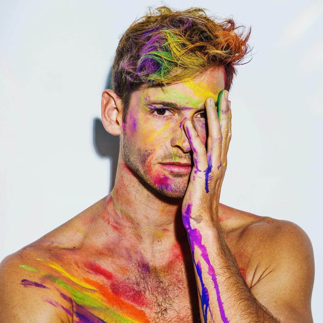マックス・エマーソンさんのインスタグラム写真 - (マックス・エマーソンInstagram)「Not just #gay. Not just #extra. But extra gay. @caseyk.photo」10月30日 4時13分 - maxisms