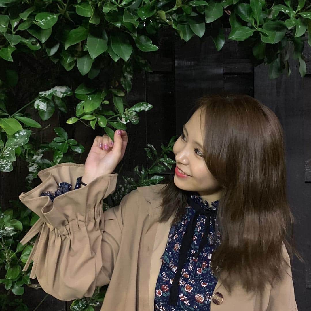 野中光希のインスタグラム：「💚いいね💚の数で競っています！ みなさまいいねで応援よろしくお願いします📣  こんばんは🌛 昨日、ミスのメンバーで遊んだ際 たくさん撮ってもらいました❤︎ まほに撮ってもらったので素のわたしが出てるなぁ、、笑  本日も投票よろしくおねがいします🙏✨ #ビフォパ  #ビフォーアフター #ミスコン #ミス成城 #成城大学 #下北沢」