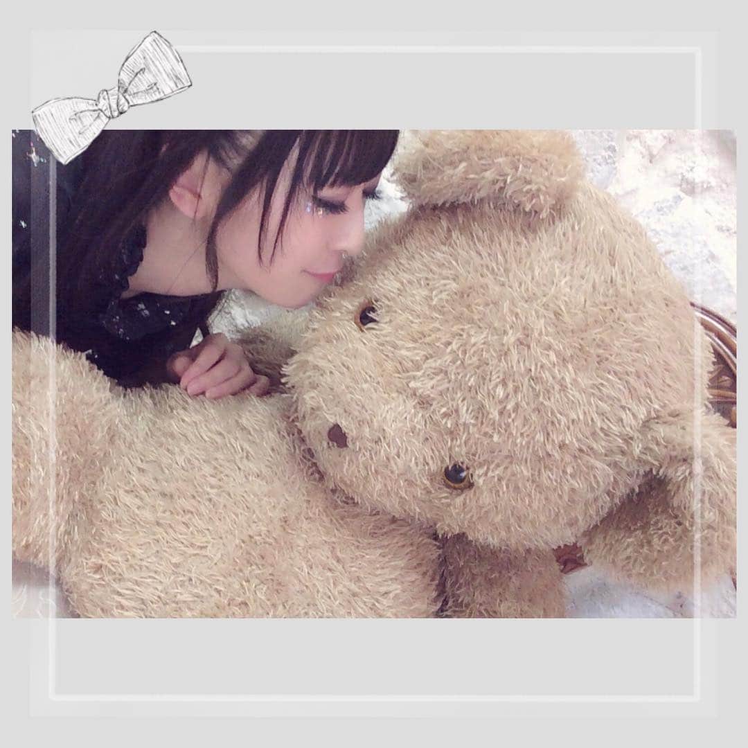 三上みかんさんのインスタグラム写真 - (三上みかんInstagram)「ｸﾏｰ . #teddybear #love #lovely #kawaii #くま」10月29日 23時26分 - mikan25252