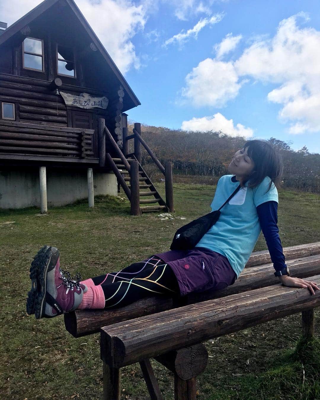 前田彩名さんのインスタグラム写真 - (前田彩名Instagram)「イノシシの名残をあちこちで感じたり、 苔がキレイだったり、 お昼に食べたラーメンが美味しかったり、 山は良き⛰」10月29日 23時43分 - ayana.maeda