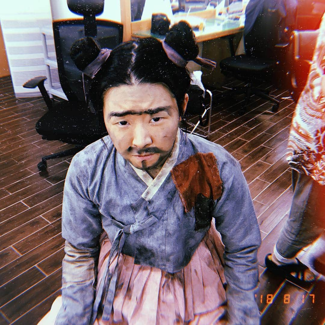 ナム・ジヒョンさんのインスタグラム写真 - (ナム・ジヒョンInstagram)「#백일의낭군님 진짜 솔직히 송주현 사람들 진짜 러블리 그 자체가 아니면 뭘까 심각하게 고민된다....! 휴우 진짜 빠져나올수가 없네🤦🏻‍♀️ #사랑해요끝녀구돌아전 #송주현어벤져스 #나만멀쩡해서미안혀ㅠㅠ」10月30日 0時30分 - hyuniiiiiii_95917