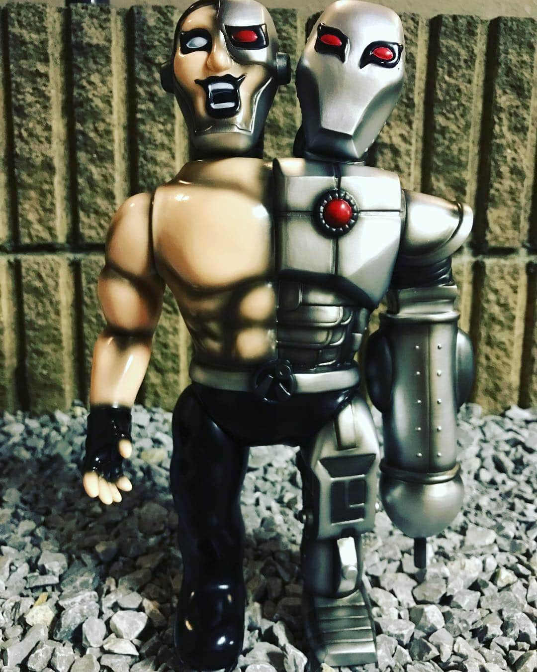 進祐哉のインスタグラム：「アイツラー🤖🎉🎉🎉 #punkdrunkers  #アイツラー」