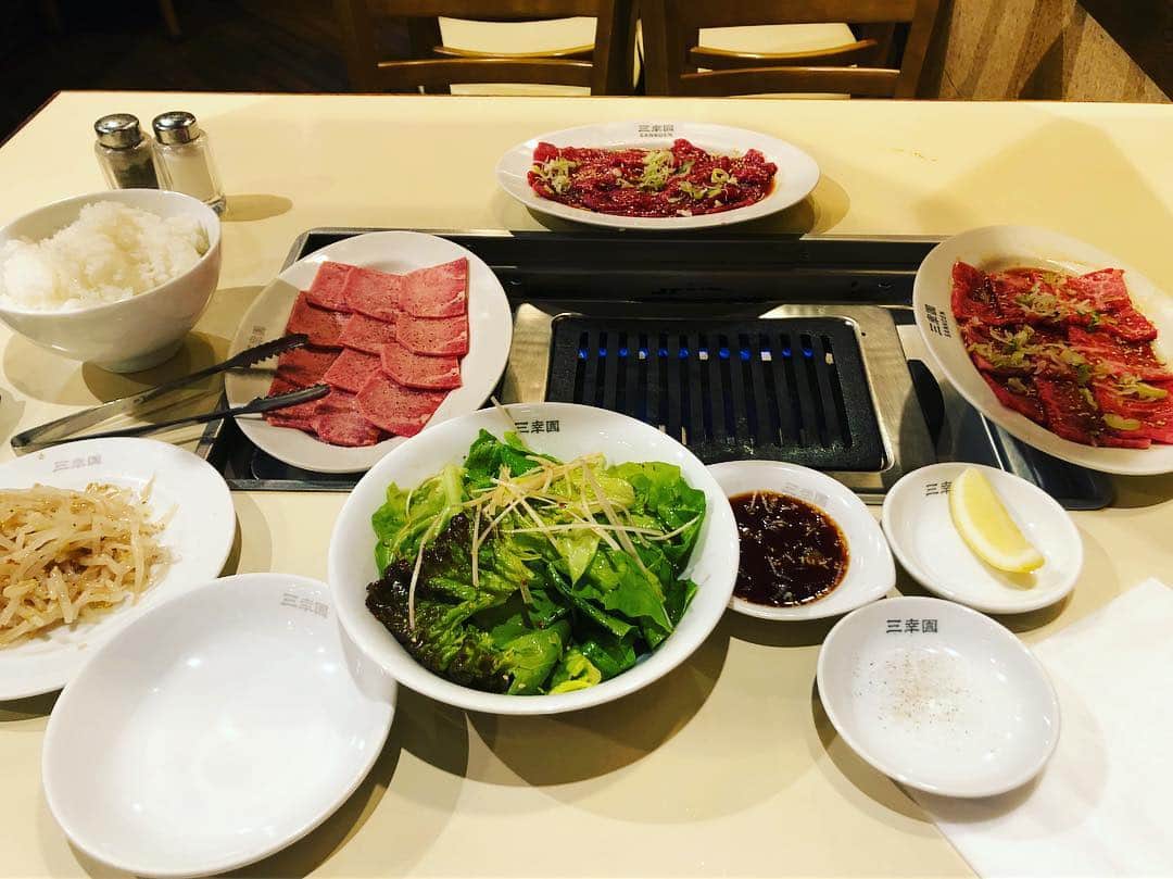 武井壮さんのインスタグラム写真 - (武井壮Instagram)「減量明けた男の晩餐。。ガーウゥー。。」10月30日 2時01分 - sosotakei