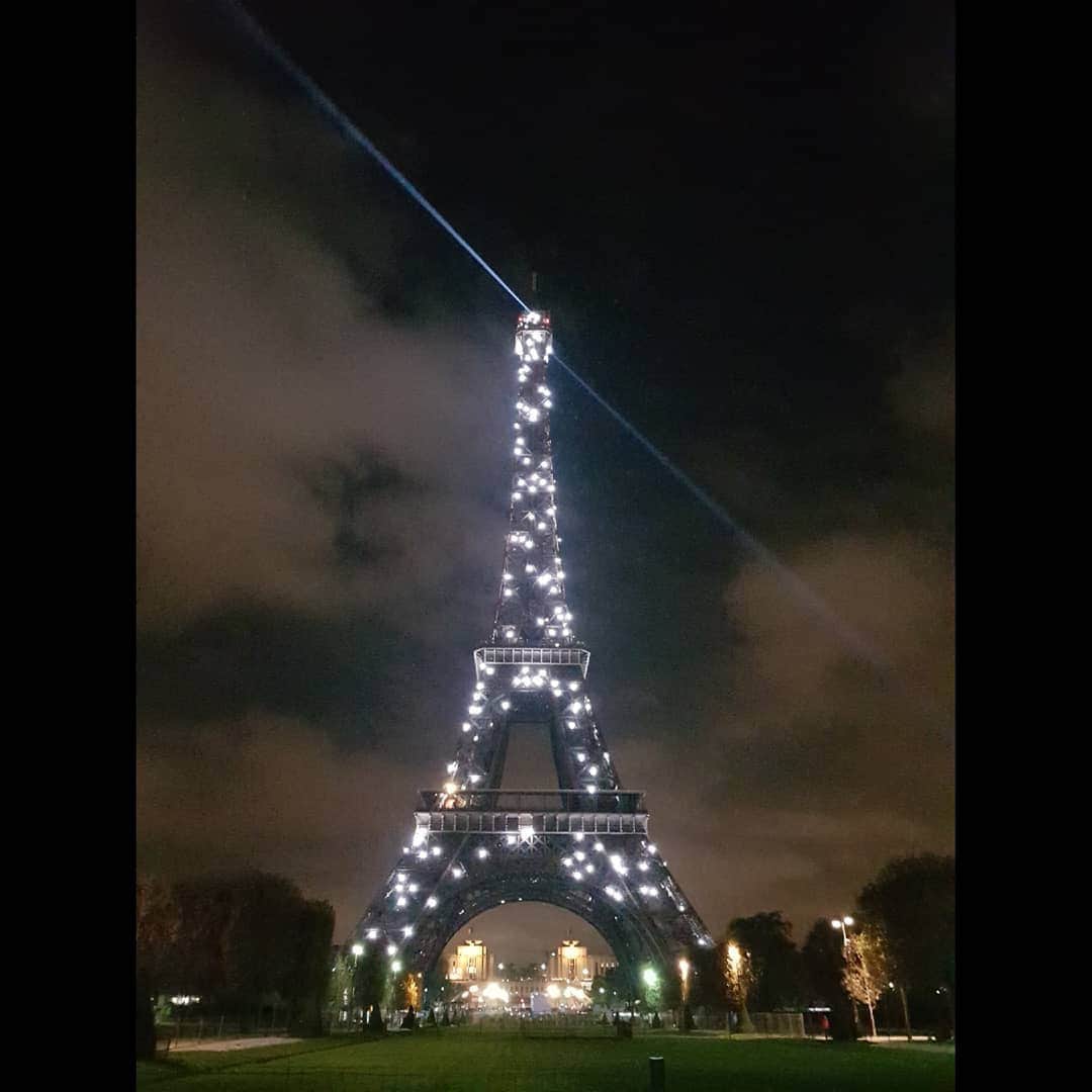 張藝娜さんのインスタグラム写真 - (張藝娜Instagram)「#Paris2018#EuropeTour#❤ . .  Thank you all for being with me in 2weeks 😘」10月30日 3時11分 - yena1213