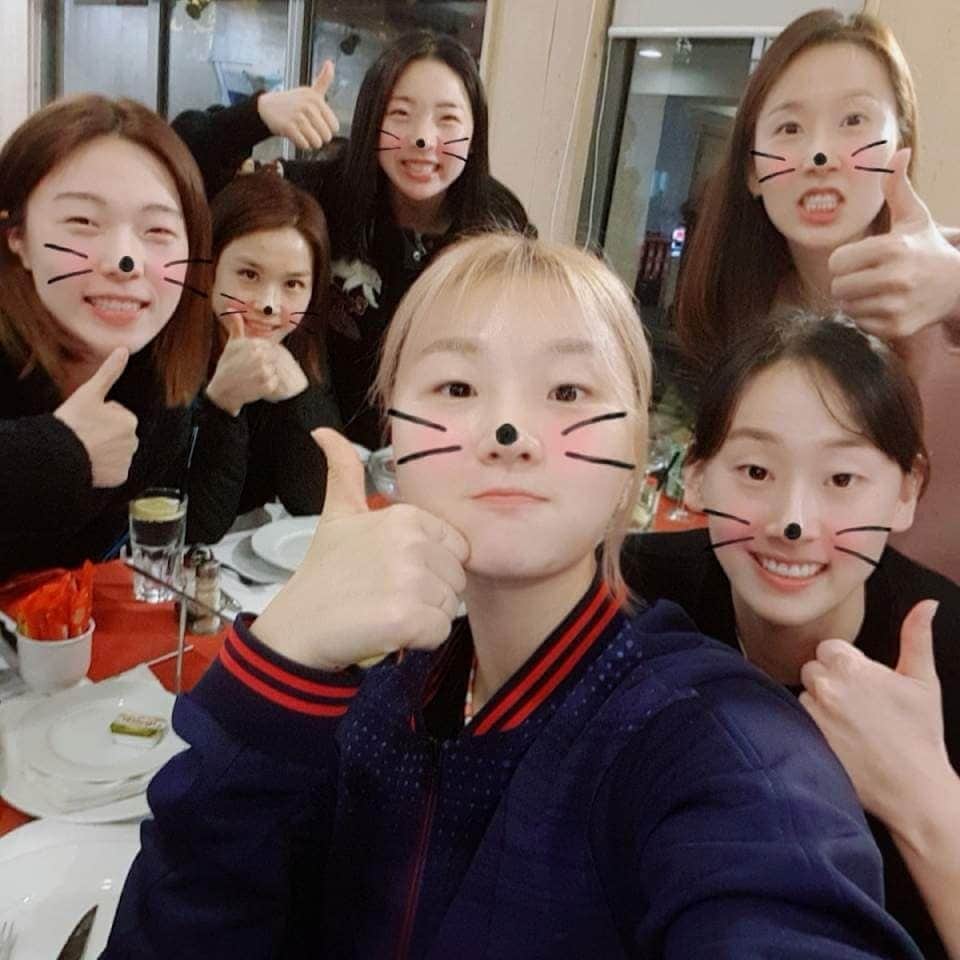 張藝娜のインスタグラム：「#Paris2018#EuropeTour#❤ . .  Thank you all for being with me in 2weeks 😘」