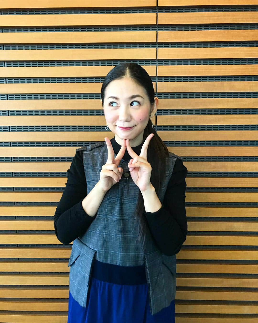 関根麻里さんのインスタグラム写真 - (関根麻里Instagram)「#WEニュース！#サムスミス @samsmith さんの新恋人！？#タケシ は猫のぬいぐるみ🐱❤️ #スッキリ #関根麻里 @middla_official」10月30日 10時03分 - marisekine