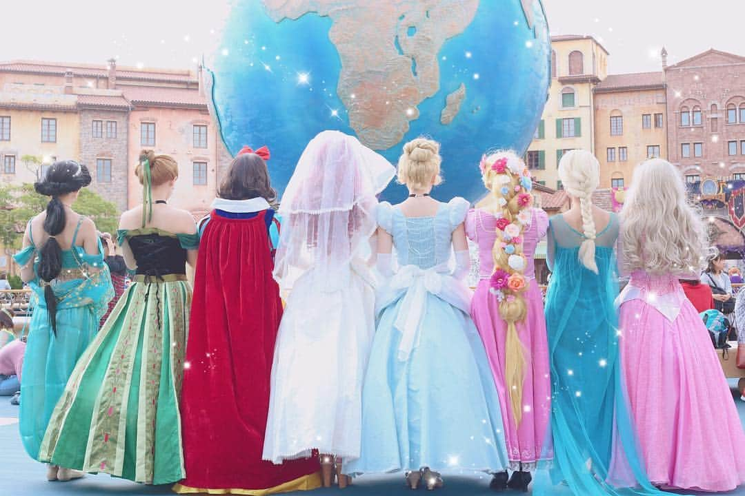 さきぼんさんのインスタグラム写真 - (さきぼんInstagram)「((´｡•ω(•ω•｡`)‥ｷﾞｭ . . #disneyprincess #ディズニープリンセス #disney #ディズニー #disneysea #ディズニーシー #tokyodisneyresort #プリンセス #白雪姫 #ラプンツェル #アナと雪の女王#エルサ #アラジン  #ジャスミン #リトルマーメイド #アリエル #シンデレラ #オーロラ姫 #Dハロ #Dハロ仮装 #コスプレ #プリンセス大型 #ハロウィン #halloween #さきぼんハロウィン🎃 #さきぼんディズニー#さきぼんHOT🥰」10月30日 12時32分 - sakibon69