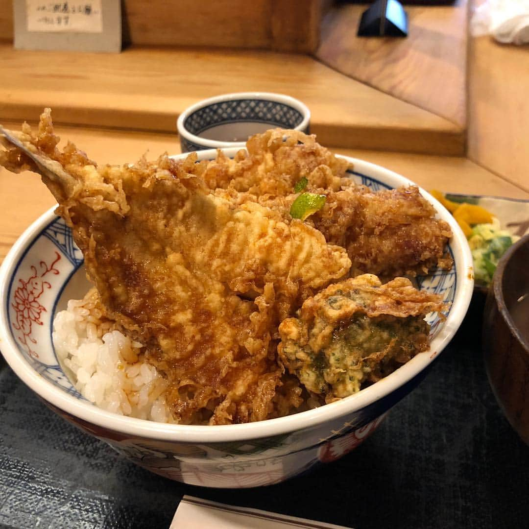 Miku Hirata 平田未来のインスタグラム：「天茂の天丼」