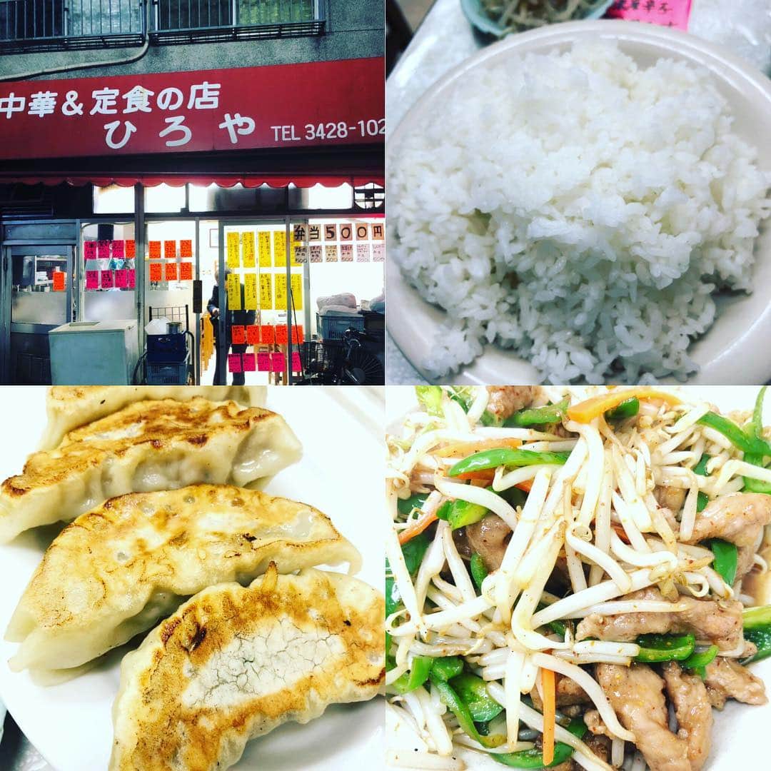 松阪ゆうきのインスタグラム：「ふと入った定食屋さん  量がヤバかったww  昔ながらの こういうお店いいですよねー(^ ^) これで、 味噌汁もついて900円( ^ω^ )  ご飯🍚食べ切れなかった💦」