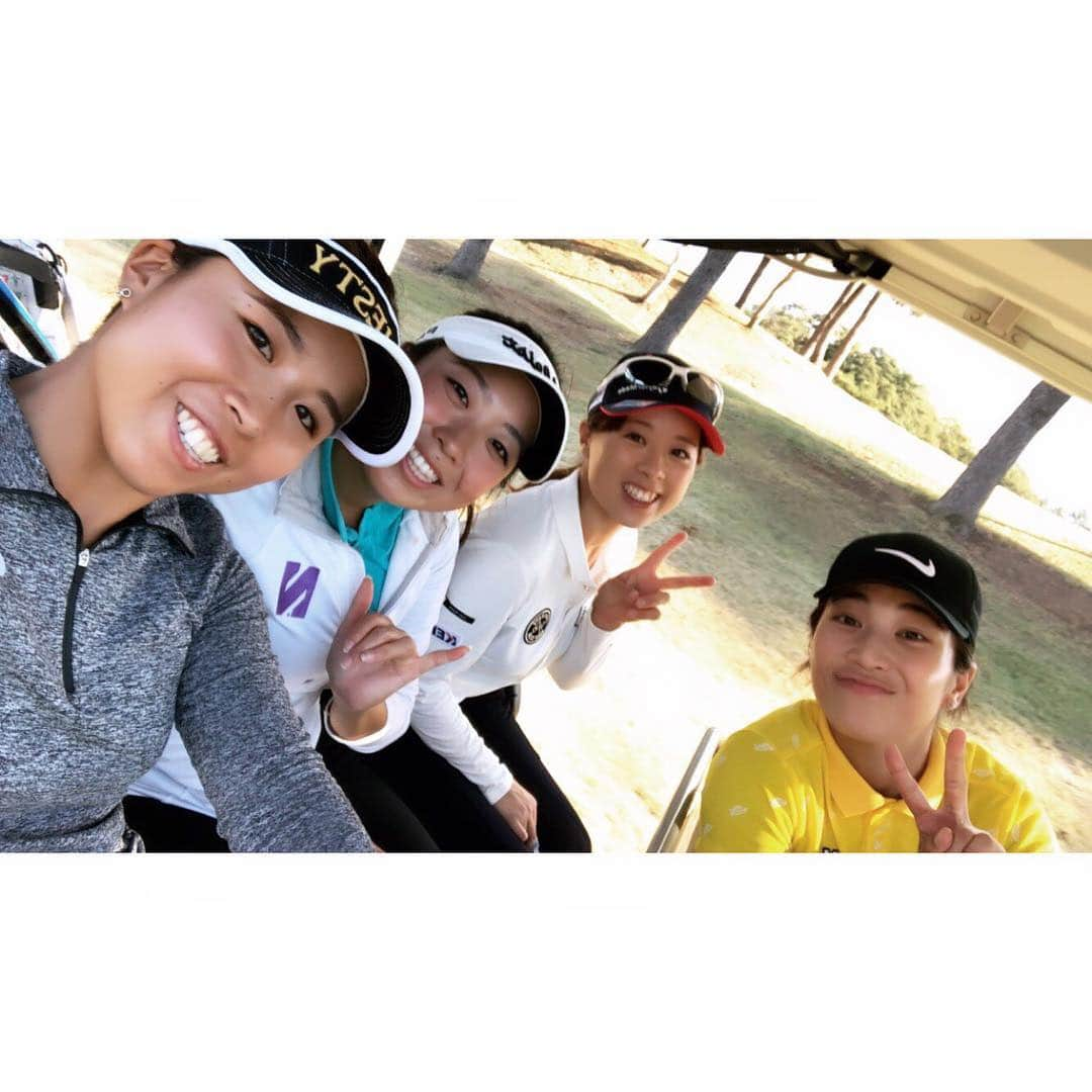 笹原優美さんのインスタグラム写真 - (笹原優美Instagram)「☆ 明日から2ndQTが始まります🏌️‍♀️⛳️ しっかり準備をしてきました。 帯同してくれている 和田コーチと父に支えてもらいながら 自分のベストを尽くしてきます😊 行ってきます！！ #ゴルフ#golf#TeamWADA #今日は練習ラウンド #リカパーク#リカは同級生✨ #ケーシーコモト ちゃん #築山栗子 ちゃん . . QTの会場では一切観戦ができません⛳️🚫 選手・大会関係者以外の方の 立ち入りはできませんので、 ご理解ご協力を宜しくお願いいたします🙇‍♀️✨」10月30日 18時33分 - yumi_sasahara_official