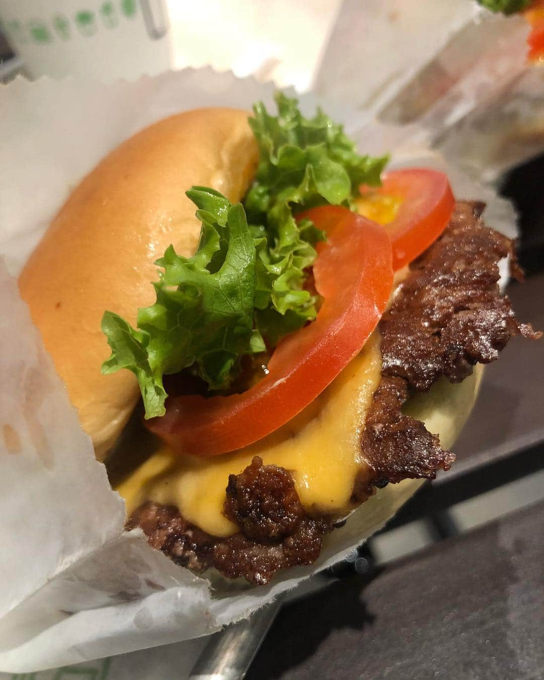 山口はのんさんのインスタグラム写真 - (山口はのんInstagram)「🍔🍔🍔」10月30日 18時52分 - hanon_0_7