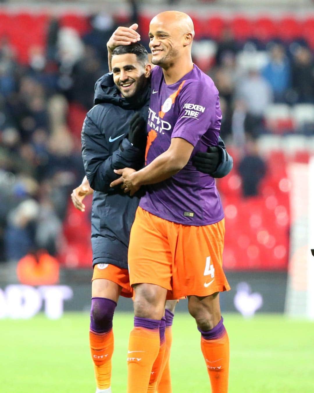 ヴァンサン・コンパニのインスタグラム：「Put up a great fight at Wembley and left with a big win. Back in training this morning, ready for Fulham on Thursday. #ManCity #SharkTeam 🦈」