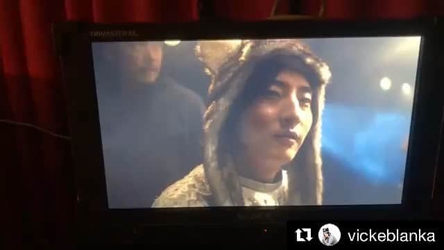 日本テレビ「獣になれない私たち」のインスタグラム：「明日は第４話📺 野獣パニック🤯で 頭“まっしろ”に⁉️ #ビッケブランカ #獣になれない私たち #けもなれ @vickeblanka ・・・ #獣になったの私だけ」