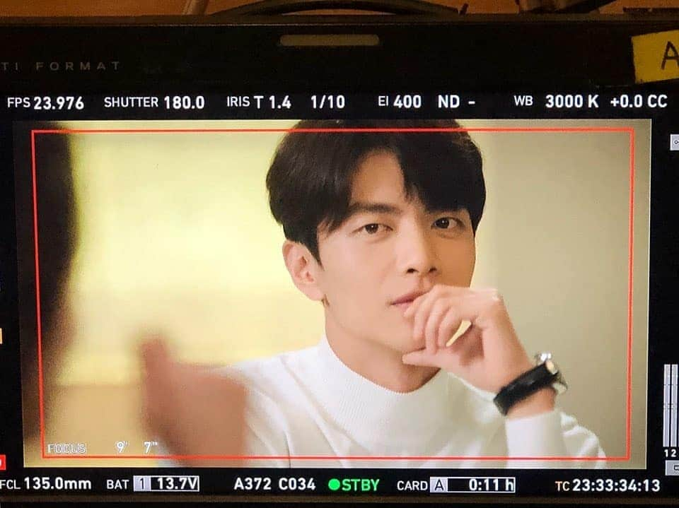 イ・ミンギさんのインスタグラム写真 - (イ・ミンギInstagram)「뷰티인사이드 #이민기#leeminki#minki#minkilee#뷰티인사이드#서도재」10月30日 21時13分 - xgo_odx