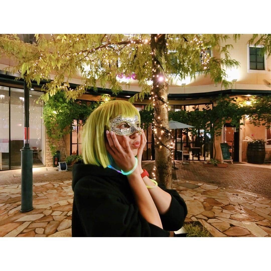 的場絢香さんのインスタグラム写真 - (的場絢香Instagram)「💚」10月30日 21時22分 - ayaka_matoba
