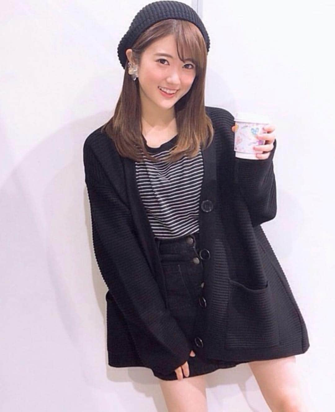 乃木坂46⊿私的写真集さんのインスタグラム写真 - (乃木坂46⊿私的写真集Instagram)「. 今日は#樋口日奈 ちゃん CanCamで活躍してるのほんとにかわいいな〜❤︎ お洒落な服装も似合う！ . これで20歳とかこれからが楽しみすぎる。。 人間で磨かれていくなぁ . #ひな#ひなちま #乃木坂46#nogizaka46#アイドル#idol #乃木坂46好きな人と繋がりたい #グラビア#水着#可愛い#可愛い女の子#美女#cute#kawaii#fashion#beauty#princess」10月31日 13時20分 - 2rin4