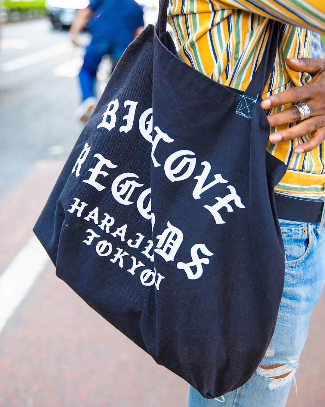 Harajuku Japanさんのインスタグラム写真 - (Harajuku JapanInstagram)「Tokyo-based fashion designer AGNES KRUEL (@agneskruel) on the street in Harajuku wearing layered Hysteric Glamour and vintage shirts, vintage Levi’s 501 denim, Saint Laurent boots, a Big Love Records tote bag, and Oz Harajuku accessories.」10月31日 15時25分 - tokyofashion