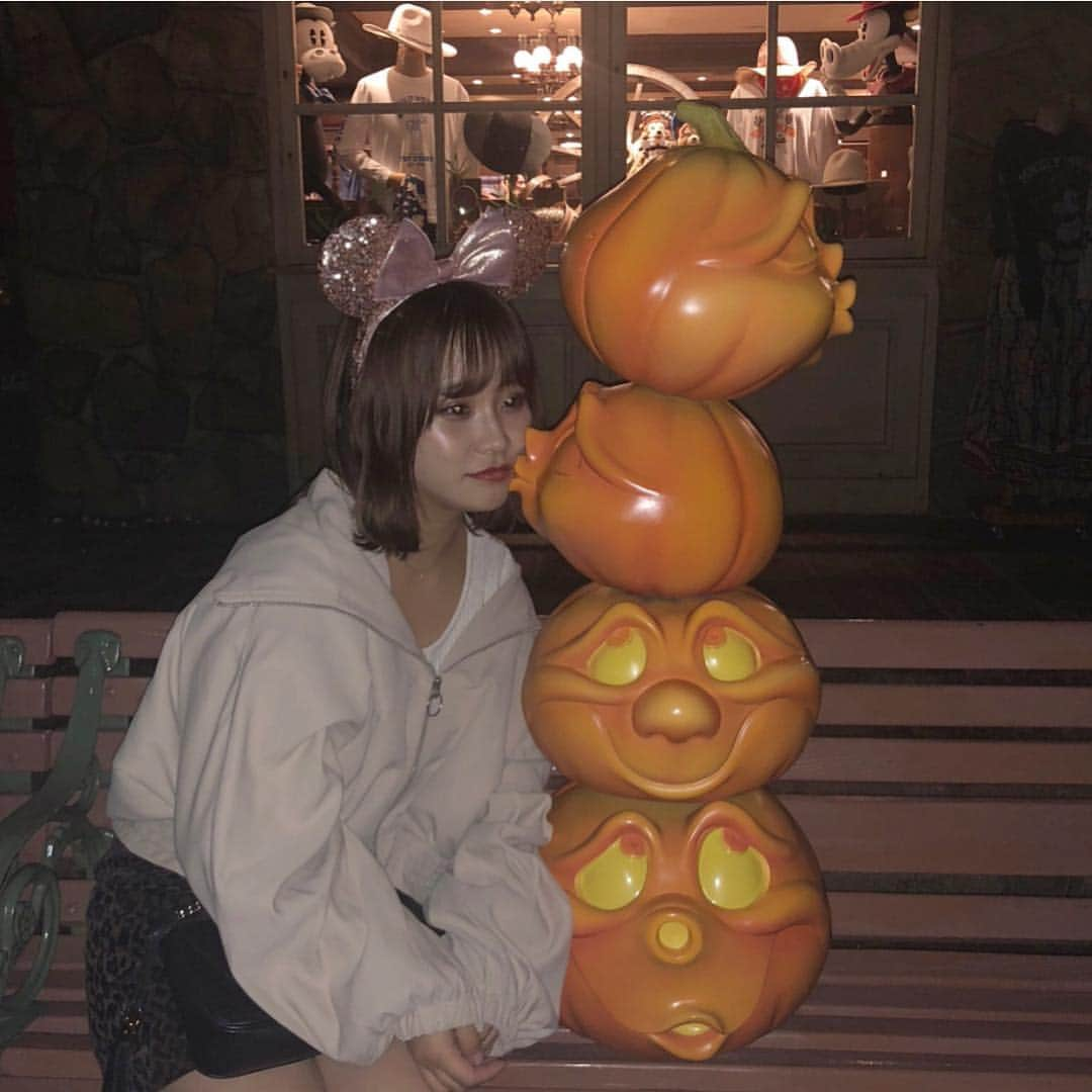 古森結衣さんのインスタグラム写真 - (古森結衣Instagram)「． ． ． 🎃 HappyHalloween 🎃 ． ．」10月31日 15時45分 - komo_yui_