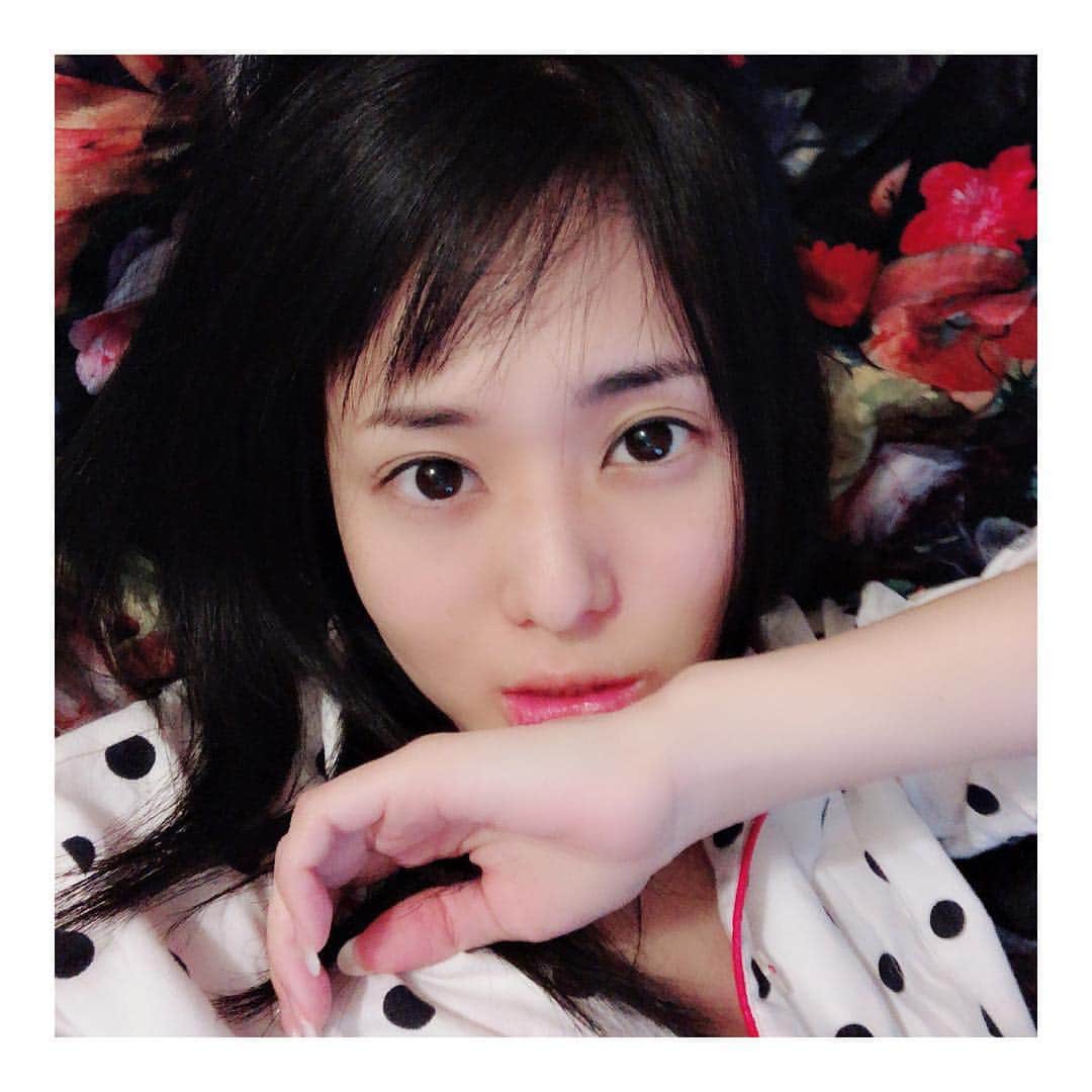 蒼井そらのインスタグラム：「What’s Halloween?? Is it tasty?? * I’m in home. Relax a lot.」