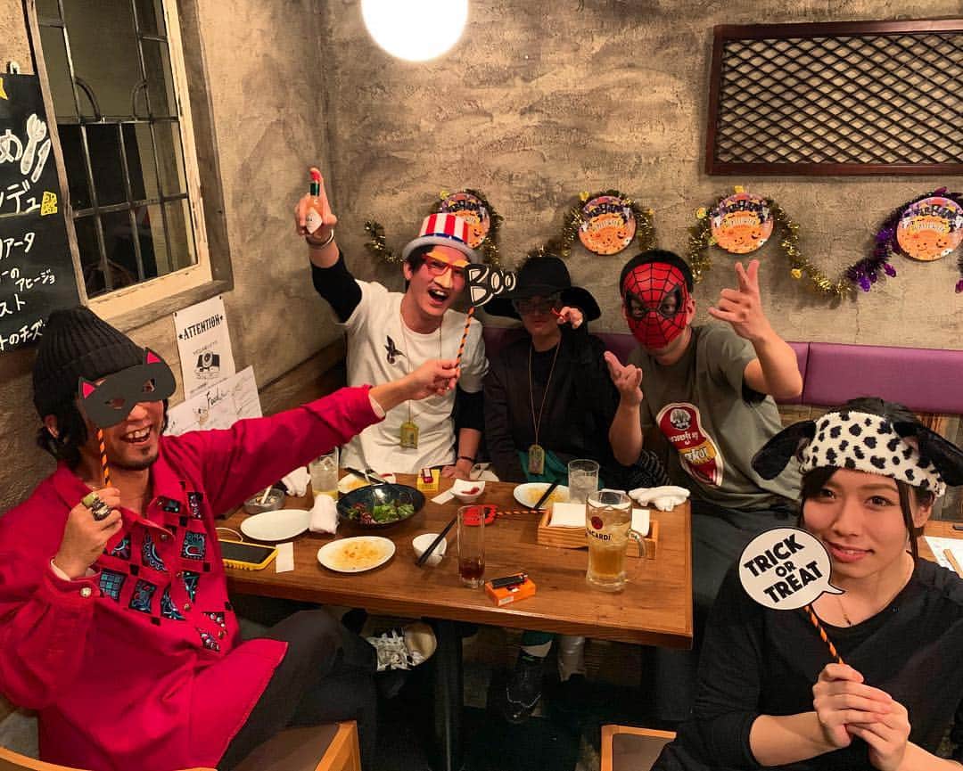 肉バルGRILL恵比寿屋さんのインスタグラム写真 - (肉バルGRILL恵比寿屋Instagram)「HAPPY 🎃 HALLOWEEN👻  #tokyo  #東京 #国分寺 #grill #恵比寿屋 #女子会 #happyhalloween #ハロウィン #コスプレ #肉 #肉バル #salt #steak #cheese #チーズフォンデュ #nice #pic #sparkling #wine #cocktail #ご来店ありがとうございます」10月31日 22時24分 - grillebisuya_kokubunji