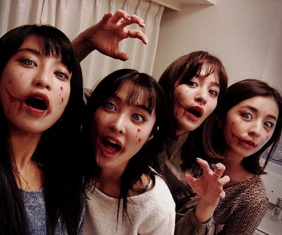 小島瑠璃子さんのインスタグラム写真 - (小島瑠璃子Instagram)「🎃 Zombie girls❤️」10月31日 22時49分 - ruriko_kojima