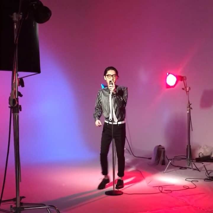 鈴鹿秋斗のインスタグラム：「ハロウィン/仮装  #米田貴紀 #夜の本気ダンス #踊れる準備出来てますか #なんの曲でしょう」