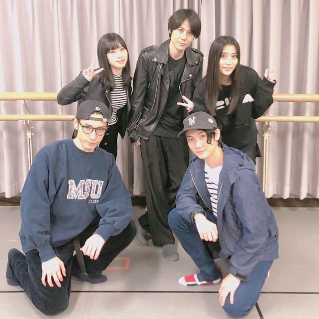 根岸愛のインスタグラム：「舞台信長の野望 上杉家の5人😊💕 たくさん素敵なシーンがあります！殿(謙信)もお姉さんも信綱も兼続もみんな大切な存在です！みんなの勇姿を見に来てください！ #舞台信長の野望 #上杉家 #お船」