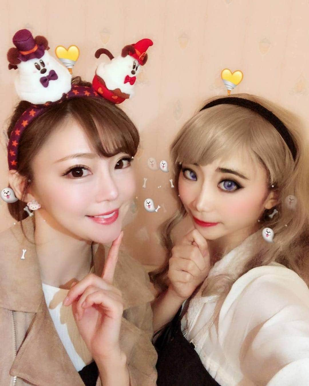 瑞咲まみさんのインスタグラム写真 - (瑞咲まみInstagram)「🍭Happy Halloween🎃 ハロウィン当日♡ 仮装はできなかったけど、ささやかにカチューシャだけ付けてインしたよ👻❤️ おばけミッキーかわいい🐭💕 . #ディズニーハロウィン #ディズニーハロウィン2018  #dハロ2018  #tokyodisneyland」11月1日 2時27分 - ma_09_mi