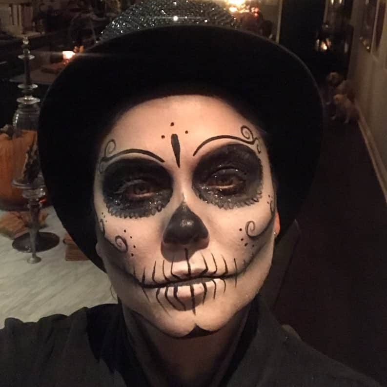 ジョディ・リン・オキーフのインスタグラム：「Happy Halloween my Ghoulies and Ghosties !!!!」