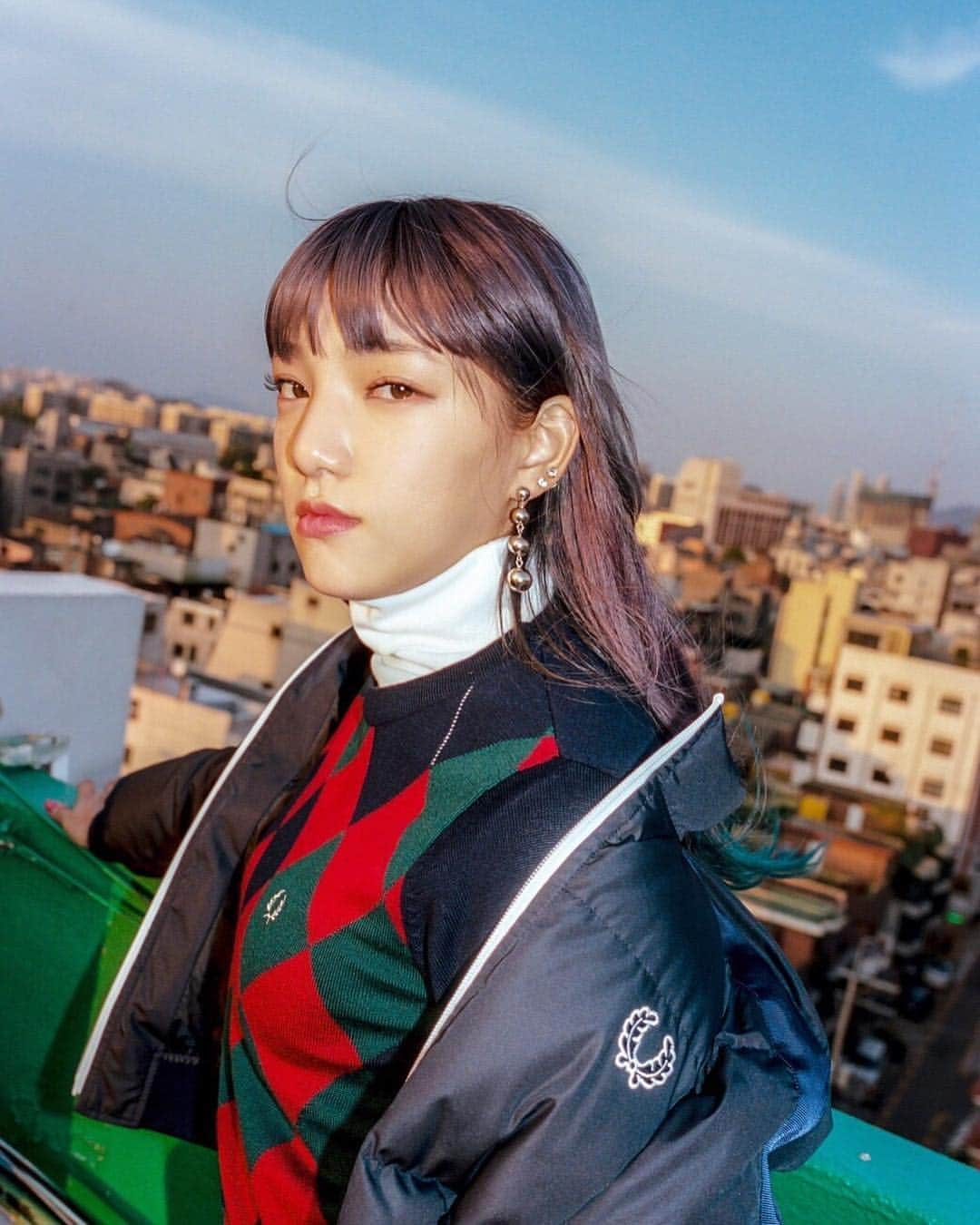 須田アンナさんのインスタグラム写真 - (須田アンナInstagram)「. Shooting in Seoul. "FRED PERRY" 📸@sangminyu_ 💄@100_eun0 👗@yoppy0105 🌈@nylonjapan 🙋🏼‍♀️ @annastagram.official」11月1日 17時41分 - annastagram.official