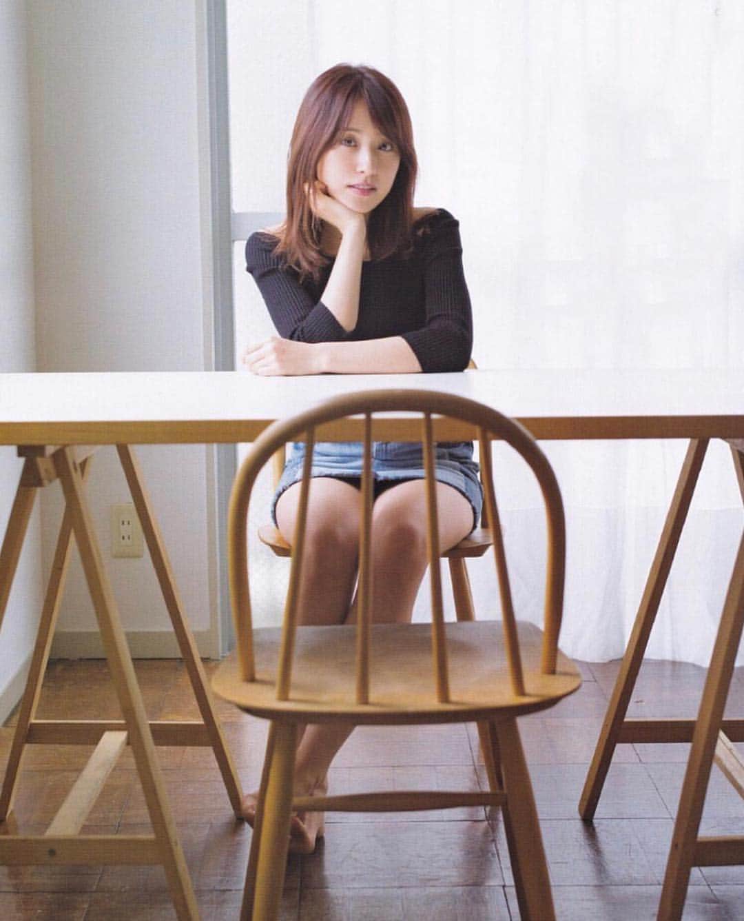 乃木坂46⊿私的写真集さんのインスタグラム写真 - (乃木坂46⊿私的写真集Instagram)「. 今日は#衛藤美彩 ちゃん ナチュラルなみさ先輩も素敵すぎる！ . 飾らないのに色っぽいのがたまらん。。 . #みさ先輩#美彩#みさ #乃木坂46#nogizaka46#アイドル#idol #乃木坂46好きな人と繋がりたい #グラビア#水着#可愛い#可愛い女の子#美女#cute#kawaii#fashion#beauty#princess」11月1日 20時03分 - 2rin4