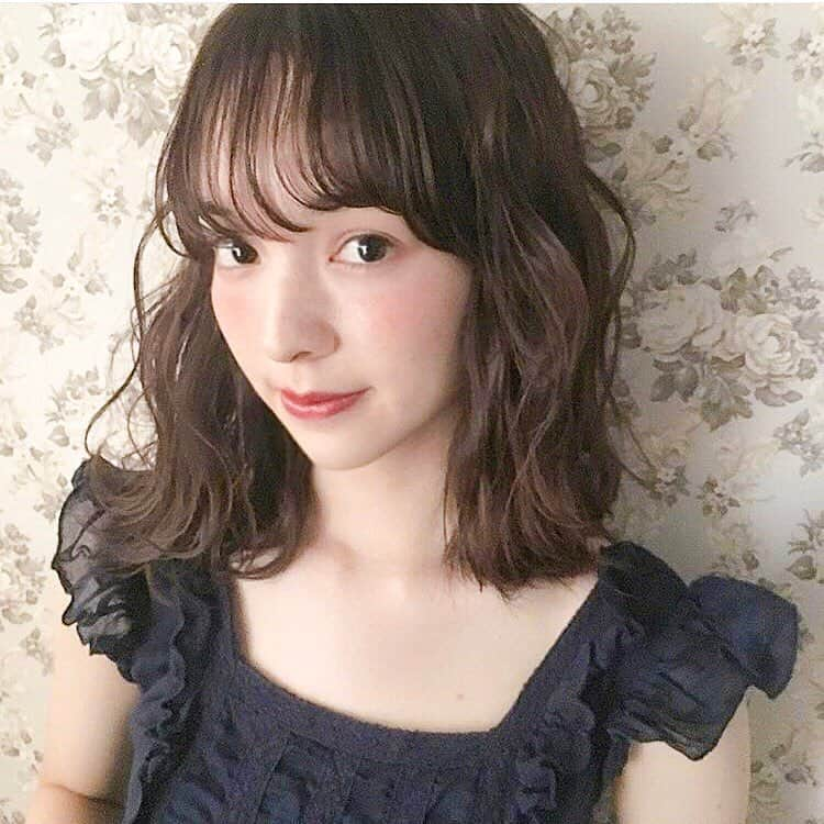 ストーン奈緒美さんのインスタグラム写真 - (ストーン奈緒美Instagram)「こんばんは🌙 ・ 前夜祭が終わってしまいました😭 前夜祭の写真は明日の朝載せます💓 ・ そして…いよいよ4日の本選が近づいています！ 本選では #リリーオブザバレイ 様のブーケレッスンで作った素敵なウエディングブーケを持ちます💓 ・ ウエディング姿だけでなく私好みのブーケにも注目してぜひご覧下さい✨ ・ ・ ・ #ミスコン#ミスソフィア#上智#ミスキャン#ファイナリスト#写真#ポートレート#被写体#モデル#ヘアスタイル#メイク#ファッション#大学生#看護学生#hairstyle #fashion#makeup#photography」11月1日 20時11分 - 18misssophia_2