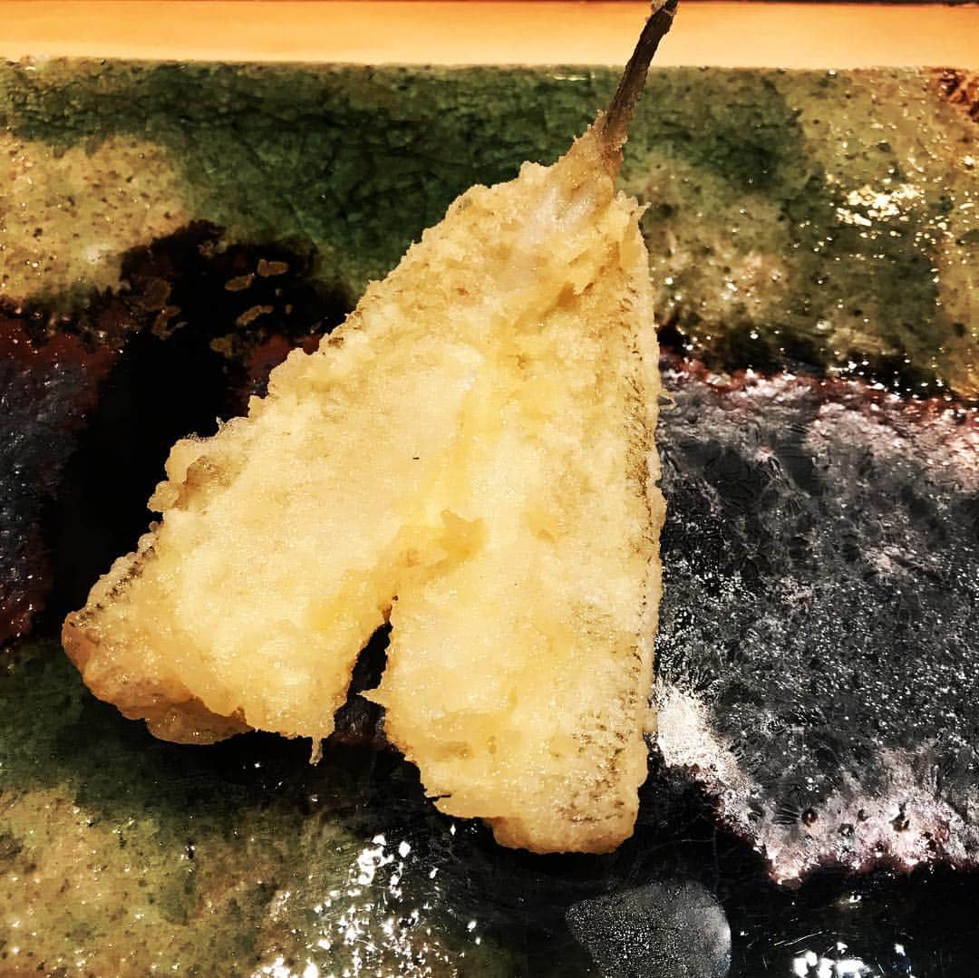 川谷絵音さんのインスタグラム写真 - (川谷絵音Instagram)「昨日は人生の大先輩方と天ぷらを食べに静岡へ。天ぷらの概念が変わりました。奥深い。 #成生」11月2日 11時50分 - indigolaend