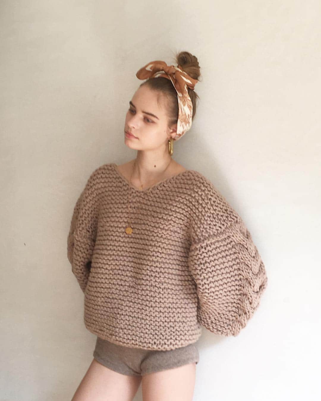 のインスタグラム：「GARTER+CABLE KNIT PULLOVER  #kiira #aw18 #wool #collection」