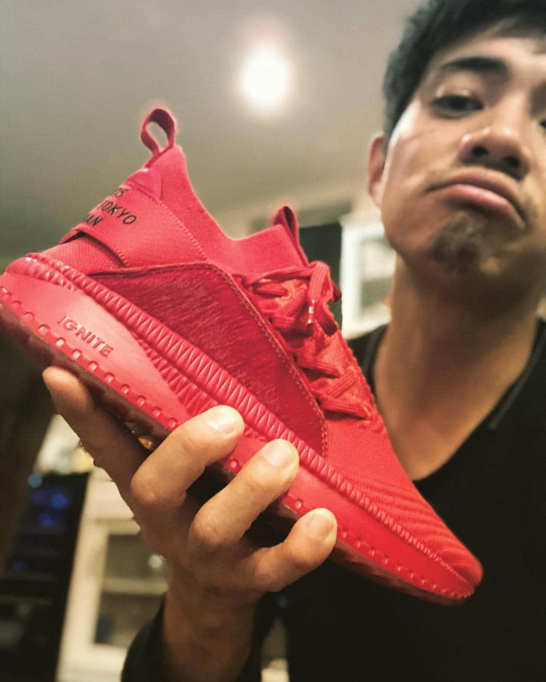 和田正人さんのインスタグラム写真 - (和田正人Instagram)「PUMA × TSUGI JUN × ATMOS コラボスニーカー＂RED HORSEMAN＂足元が気になるこの季節。元陸上選手の性ってヤツです。」11月2日 21時42分 - daaaaaawaaaaaa